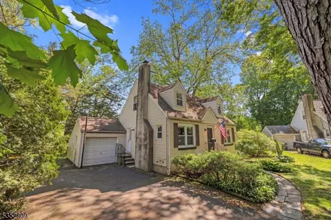 16 Kent Pl, North Plainfield, NJ 07063 photo 33