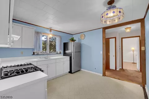16 Kent Pl, North Plainfield, NJ 07063 photo 11
