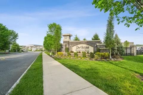 2 Vanderbilt Blvd #103, Florham Park, NJ 07932
