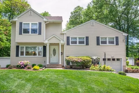 38 Passaic Ave, Roseland, NJ 07068