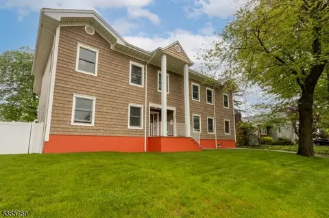 33 Lockwood Pl, Clifton, NJ 07012