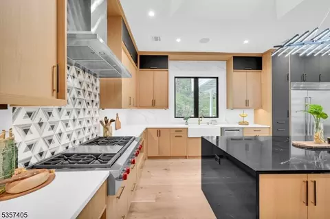 38 Miele Pl, Summit, NJ 07901 photo 12