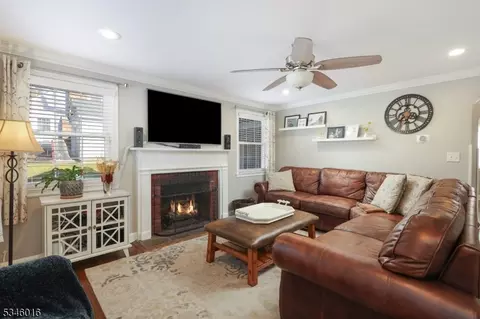 294 Mcmane Ave, Berkeley Heights, NJ 07922 photo 2