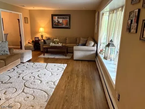 32 Northgate, Wanaque, NJ 07465 photo 2