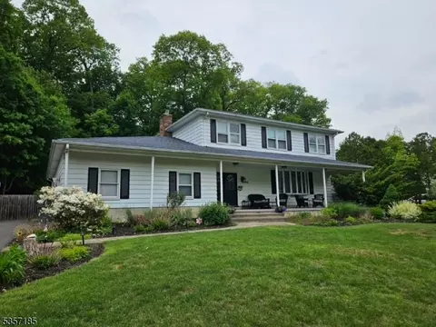 32 Northgate, Wanaque, NJ 07465 photo 1