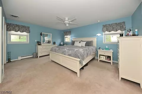 294 Mchenry Dr, Paramus, NJ 07652 photo 15