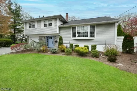 294 Mchenry Dr, Paramus, NJ 07652 photo 2
