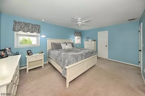 294 Mchenry Dr, Paramus, NJ 07652 photo 16