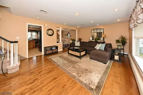 294 Mchenry Dr, Paramus, NJ 07652 photo 6