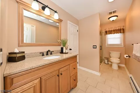 294 Mchenry Dr, Paramus, NJ 07652 photo 14