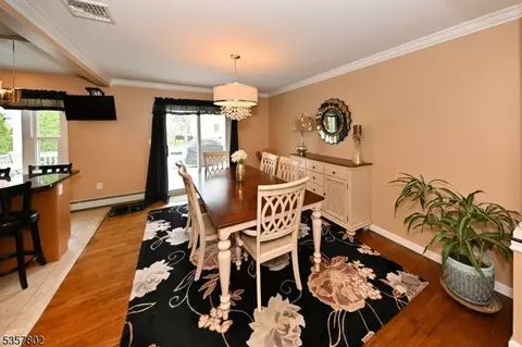 294 Mchenry Dr, Paramus, NJ 07652 photo 8