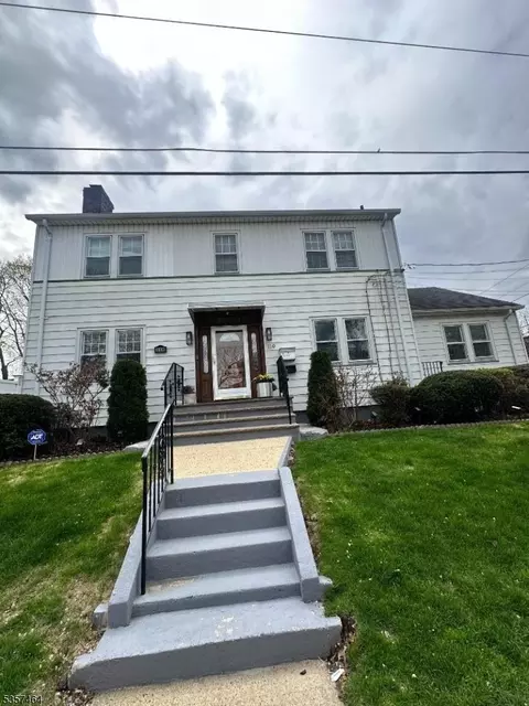 136 Nesbit Ter, Irvington, NJ 07111