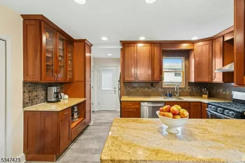 577 Greenbrook Rd # -9, North Plainfield, NJ 07063 photo 14