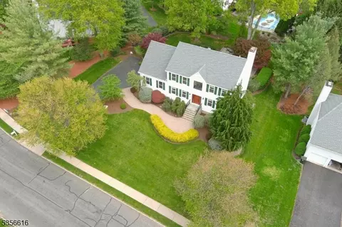 54 Bernard St, Somerville, NJ 08876