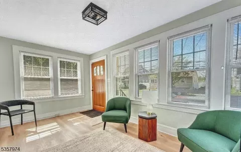 17 Milos Way, Port Reading, NJ 07064