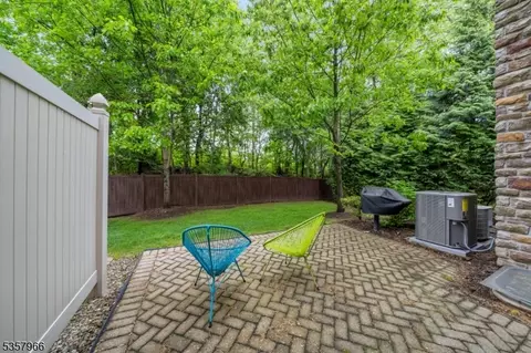 33 Eggers Ct, Summit, NJ 07901 photo 32