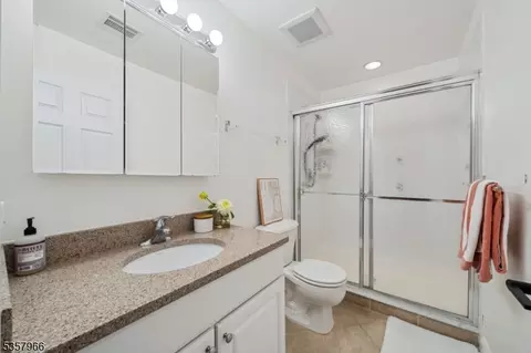 33 Eggers Ct, Summit, NJ 07901 photo 20