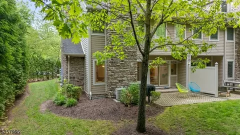 33 Eggers Ct, Summit, NJ 07901 photo 31