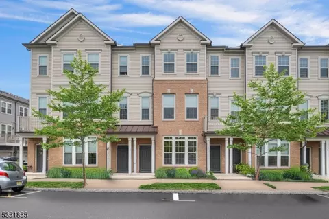 11 S Davenport St, Somerville, NJ 08876