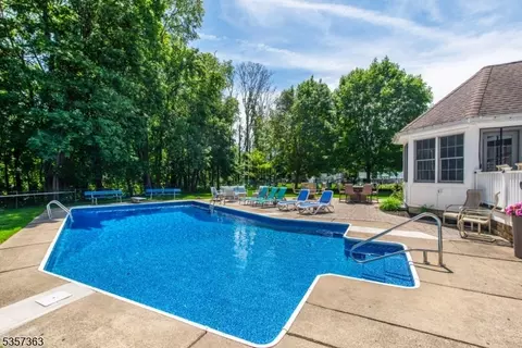 20 Manor Dr, Wayne, NJ 07470 photo 40