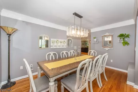 20 Manor Dr, Wayne, NJ 07470 photo 6