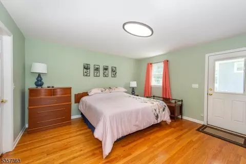 20 Manor Dr, Wayne, NJ 07470 photo 31