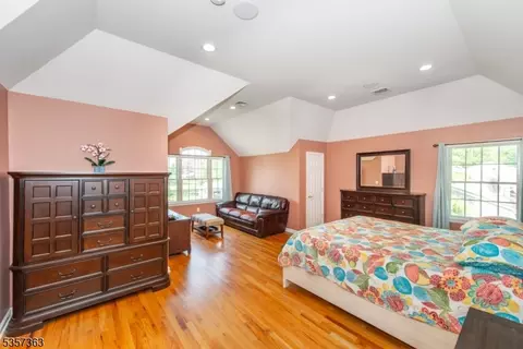 20 Manor Dr, Wayne, NJ 07470 photo 21