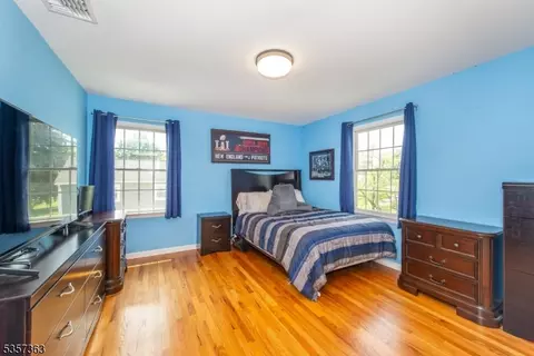 20 Manor Dr, Wayne, NJ 07470 photo 29