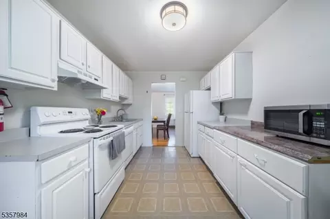 55 Troy Dr # A, Springfield, NJ 07081 photo 8