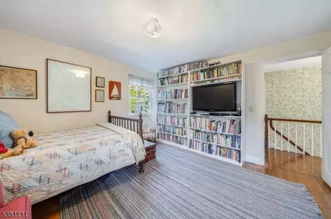 19 Hickory Rd, Summit, NJ 07901 photo 31
