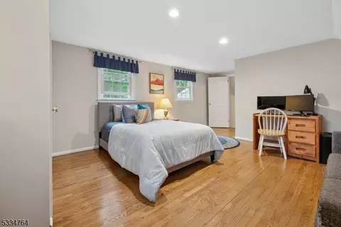 113 Sutton Dr, Berkeley Heights, NJ 07922 photo 21