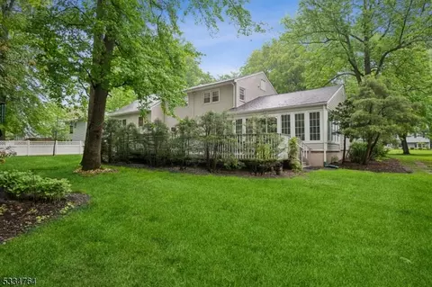 113 Sutton Dr, Berkeley Heights, NJ 07922 photo 27