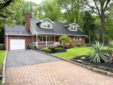 95 Union Ave, Edison, NJ 08820
