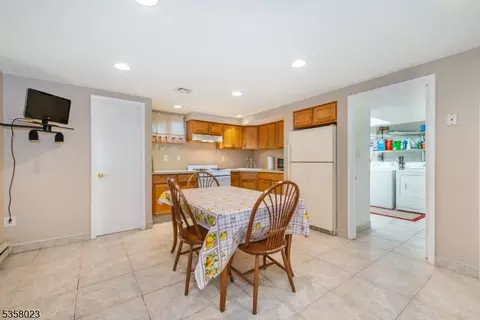 121 Baldwin Ter, Wayne, NJ 07470 photo 19