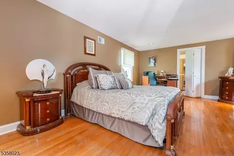 121 Baldwin Ter, Wayne, NJ 07470 photo 12