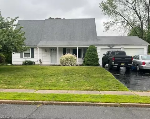 12 Landry Rd, Somerset, NJ 08873