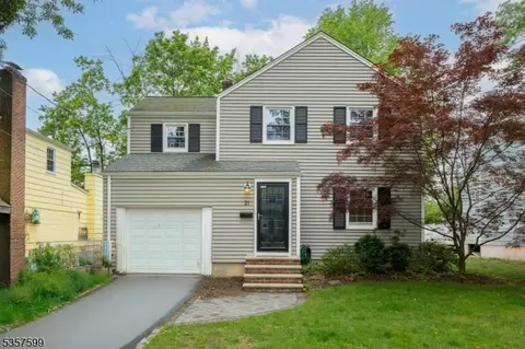 21 Yale St, Chatham, NJ 07928