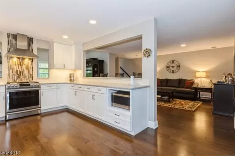 32 Davenport Pl, Morristown, NJ 07960