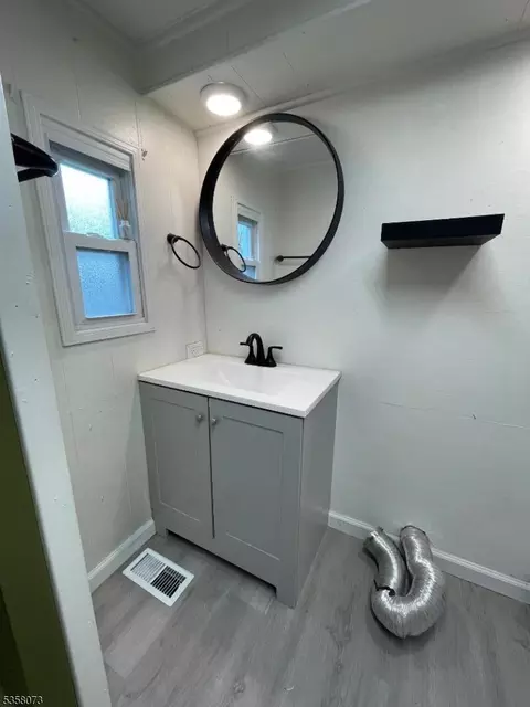 11 3rd St, Wayne, NJ 07470 photo 9