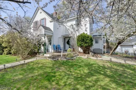 111 Long Hill Rd, Little Falls Twp, NJ 07424