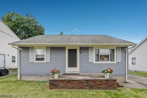 23 Stanley St, Clifton, NJ 07013