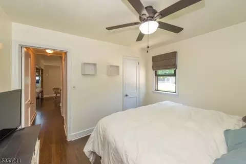 33 Orchard Rd, Middlesex, NJ 08846 photo 17