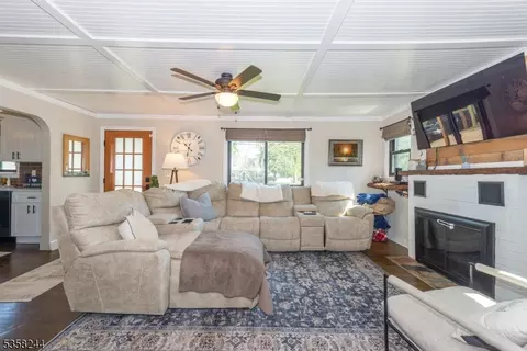 33 Orchard Rd, Middlesex, NJ 08846 photo 20