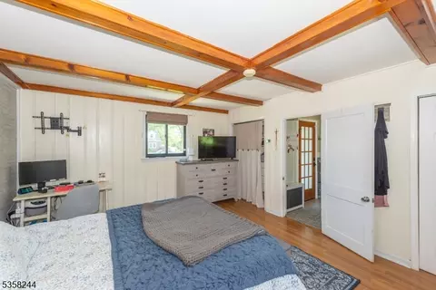 33 Orchard Rd, Middlesex, NJ 08846 photo 11