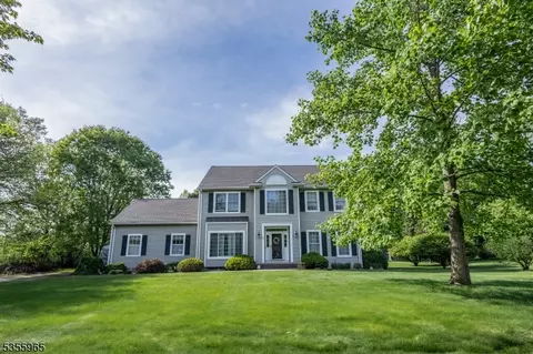 3 Ridgley St, Hackettstown, NJ 07840