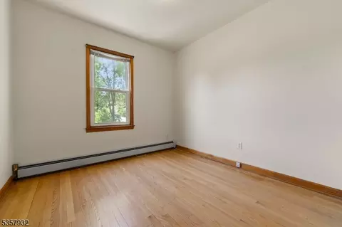 487 Centre St, Nutley, NJ 07110 photo 10