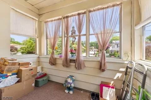 487 Centre St, Nutley, NJ 07110 photo 18