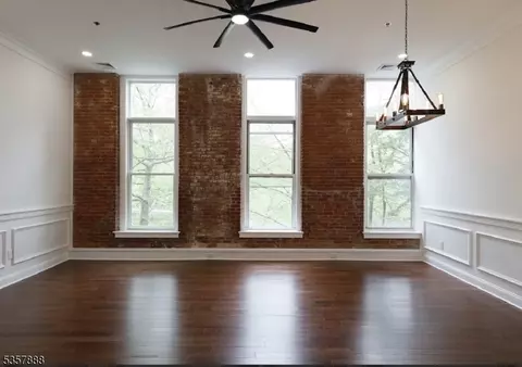 260 Main St #213, Little Falls, NJ 07424