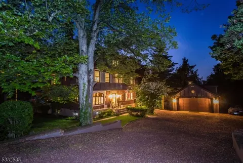 80 Cedar St, Millburn, NJ 07041 photo 7