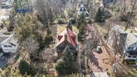 80 Cedar St, Millburn, NJ 07041 photo 45